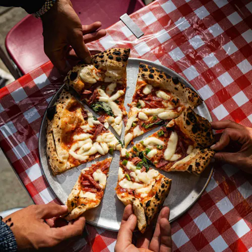Salsa Pizzeria - Greenpoint