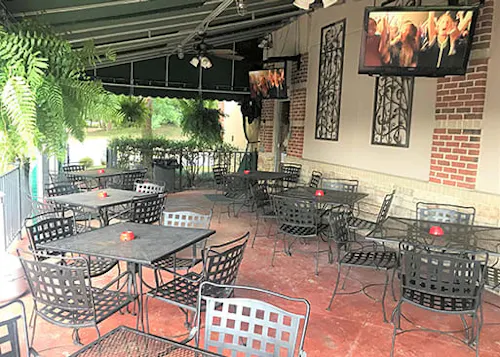 Photo 1 of 4: Pepperoni's Tavern