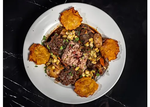 Bayo Social Restaurant & Lounge