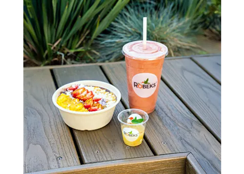 Photo 1 of 4: Robeks Juice
