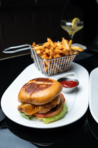 Silk Restaurant and Lounge