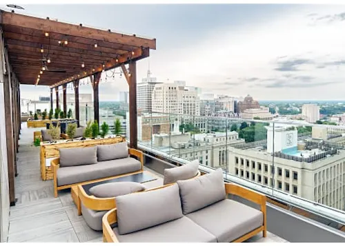 Solaire Rooftop