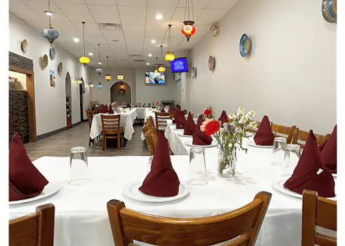 Zizi's Cafe