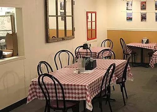 The Sumner Cafe