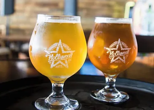 Hollywood Brewery Bar & Grill