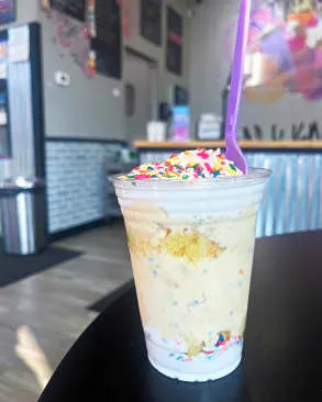 Urban Swirl & Scoop