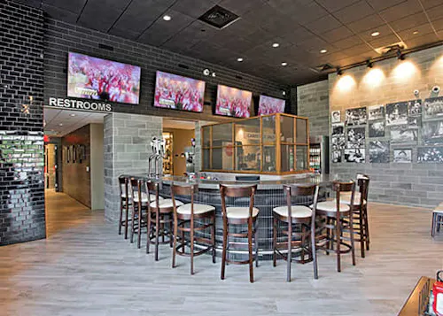 Photo 1 of 4: Potomac Pizza