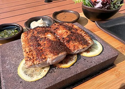 North Shore Tavern