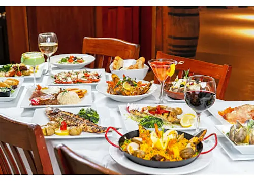 Photo 1 of 4: Taverna Mediterraneo