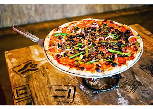 Cosa Nostra Pizzeria