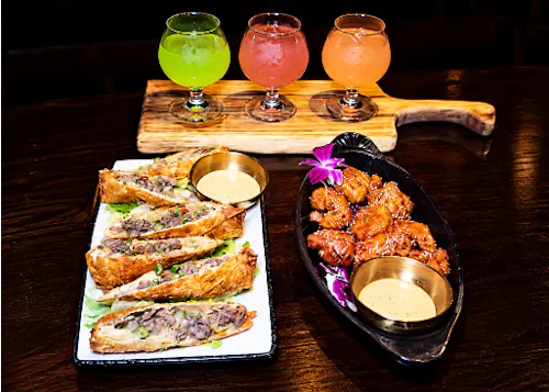 Quad Houston Restaurant & Sports Lounge