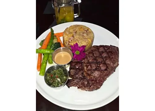 Eko’s Bar & Grill Restaurant