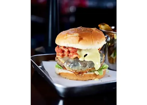 Eko’s Bar & Grill Restaurant