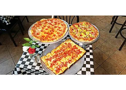 Photo 1 of 4: Piazza Pizza