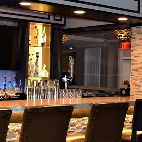 Photo 1 of 4: Nosh Kitchen & Cocktails