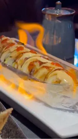 Mon Roll House Sushi
