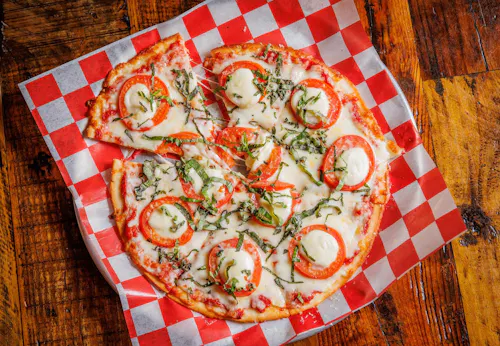 600 Degrees Pizzeria and Draft