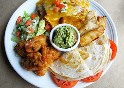 Acapulcos Mexican Family Restaurant & Cantina