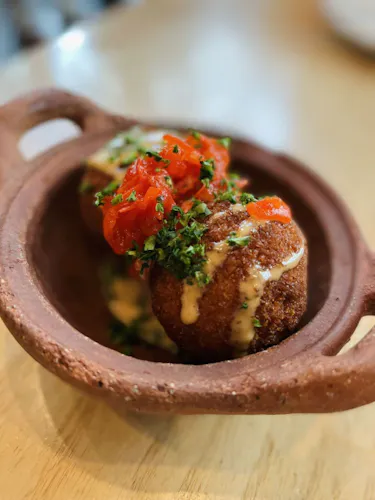 alaMar Kitchen & Bar