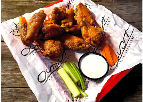 Output Lounge & Sports Bar 