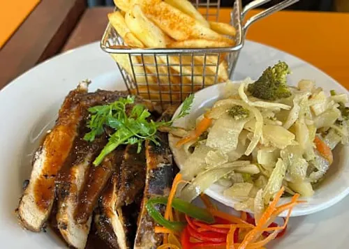 Judy's Island Grill - Park Heights