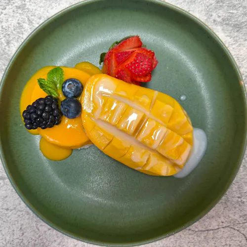 Vela Brunch & Thai