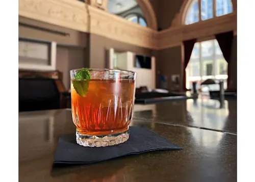 Trust Cocktail Bar
