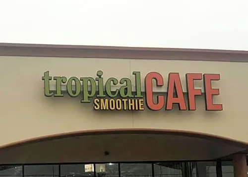 Photo 1 of 4: Tropical Smoothie Cafe
