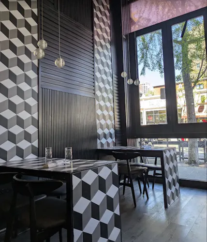 Little Wok - Lakeview