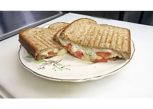 Photo 1 of 4: Arianna's Gourmet Cafe
