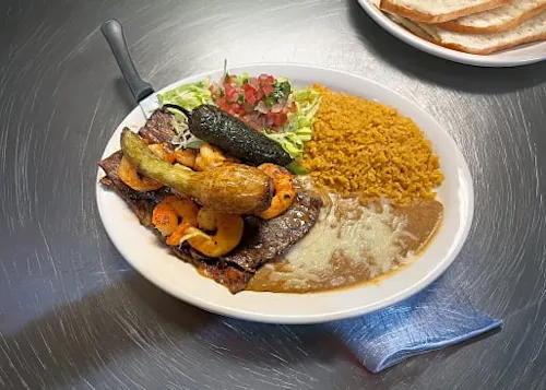 El Sombrero Mexican Grill
