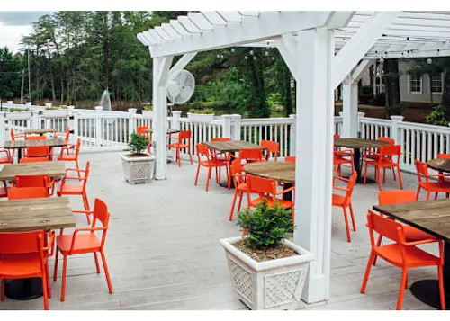 Camps Kitchen and Bar
