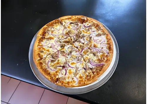 Queen's Pizza & Restaurant