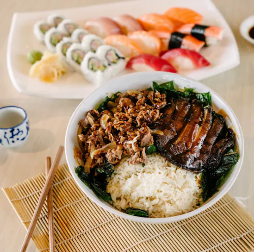Genki Noodles & Sushi