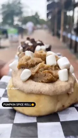 Cinnaholic - Arlington