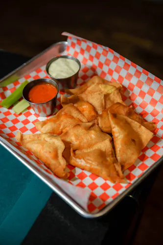 Backstreet Tavern & Grill