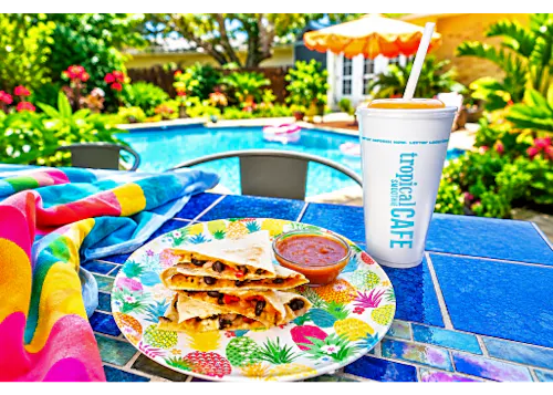 Photo 1 of 4: Tropical Smoothie Cafe