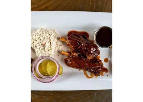 Photo 1 of 4: Andy's Hawg Wild Bar B-Que