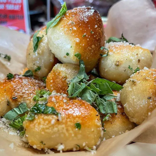 Mama D's Italian Kitchen