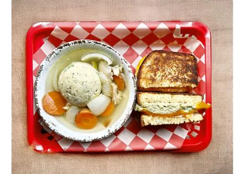 Steingold's Deli - Steingold's Bakehouse Humboldt Park