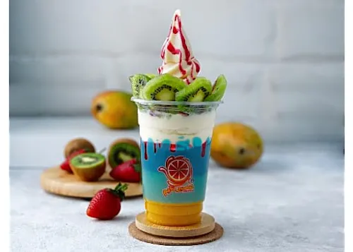 Juice Time & Papa Kanafa