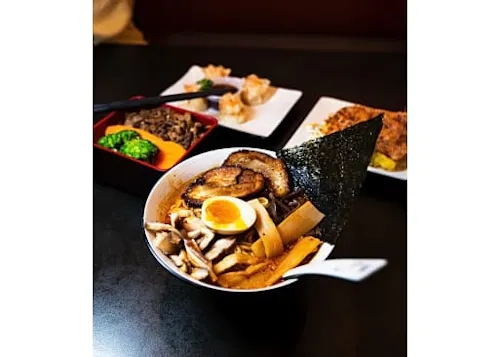 Ming's Revolving Sushi & Bar