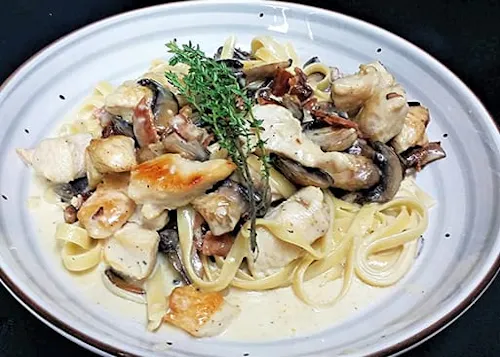 Ippolito's Neighborhood Italian - Roswell