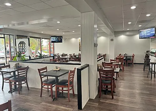 Sorianos Pizzeria