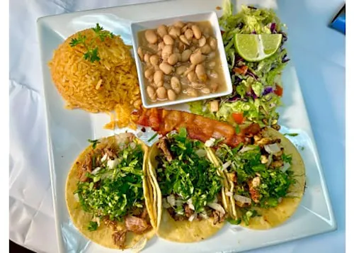 Las Palmas Mexican and Seafood