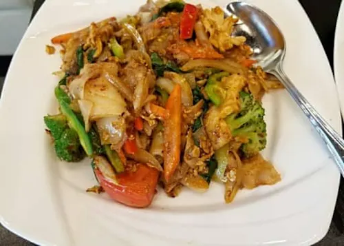 A bite of Lao And Thai - Allen