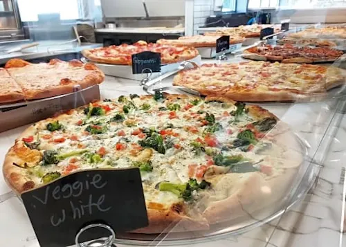 Genova's Pizza Station