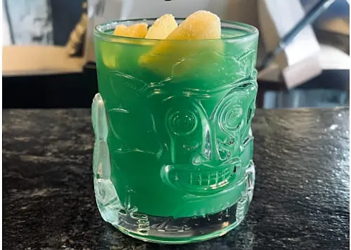 Cache Cocktail & Wine Bar