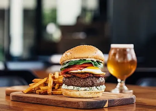 Doc B's Restaurant & Bar