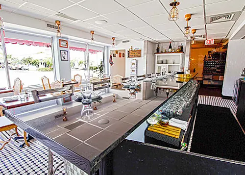Photo 1 of 4: Pinch Kitchen+Bar